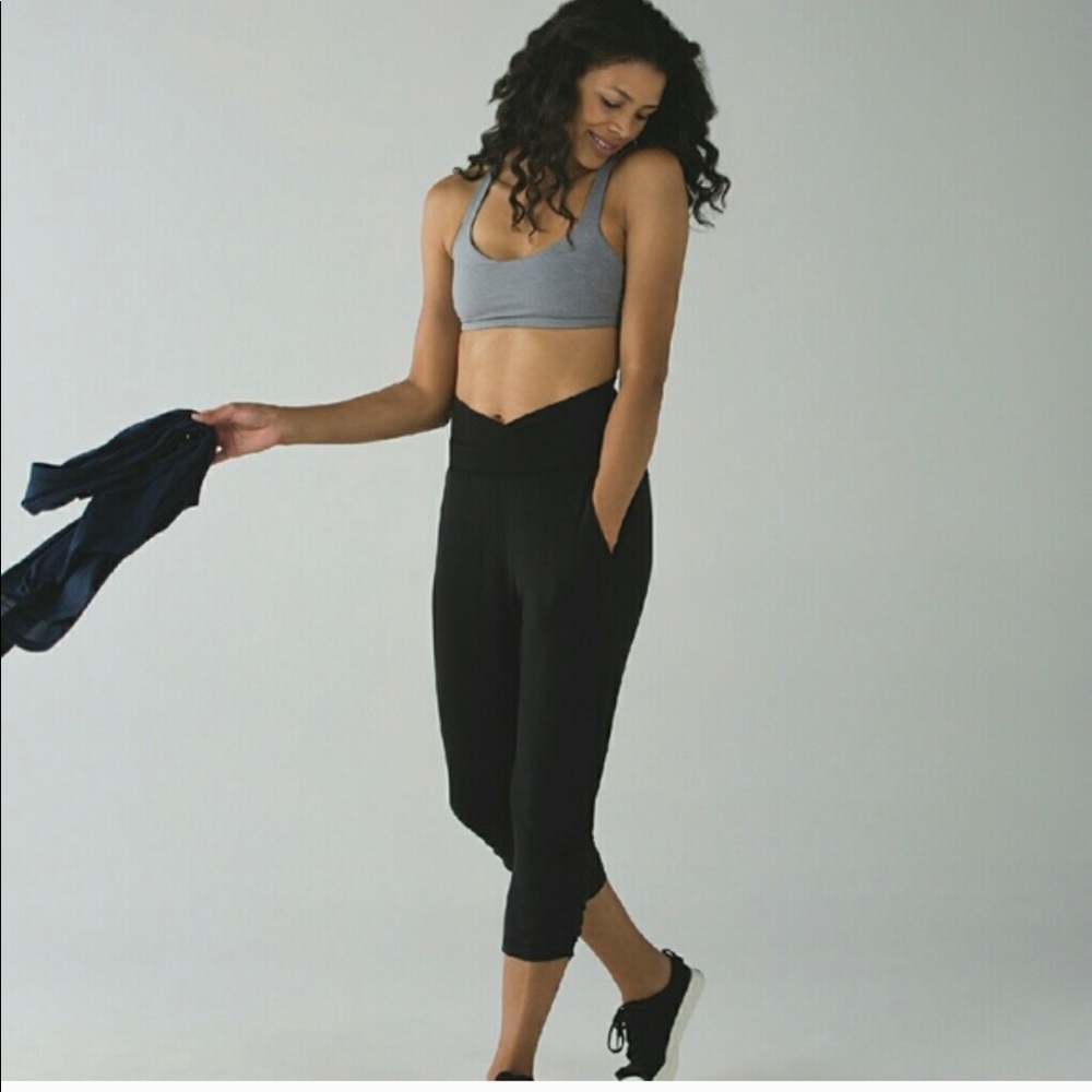 Lululemon sunset salutation crop pants